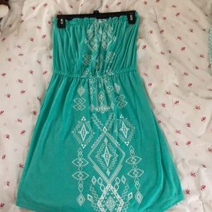 A dress you put over your bathing suit